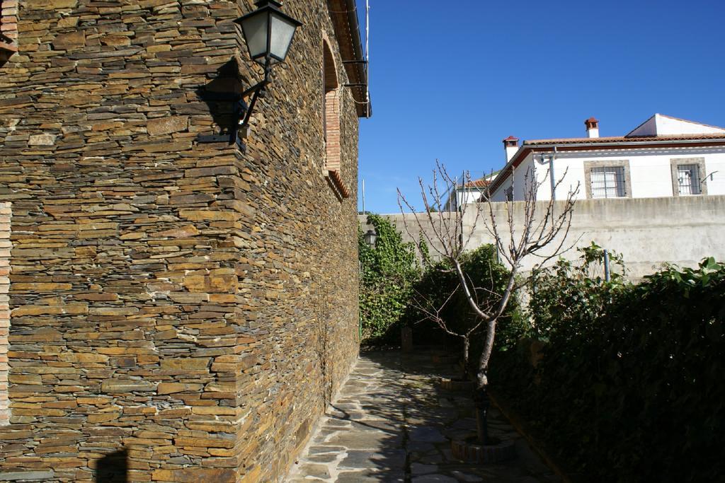 Casa Rural Peña Falcón Torrejón el Rubio Exterior foto