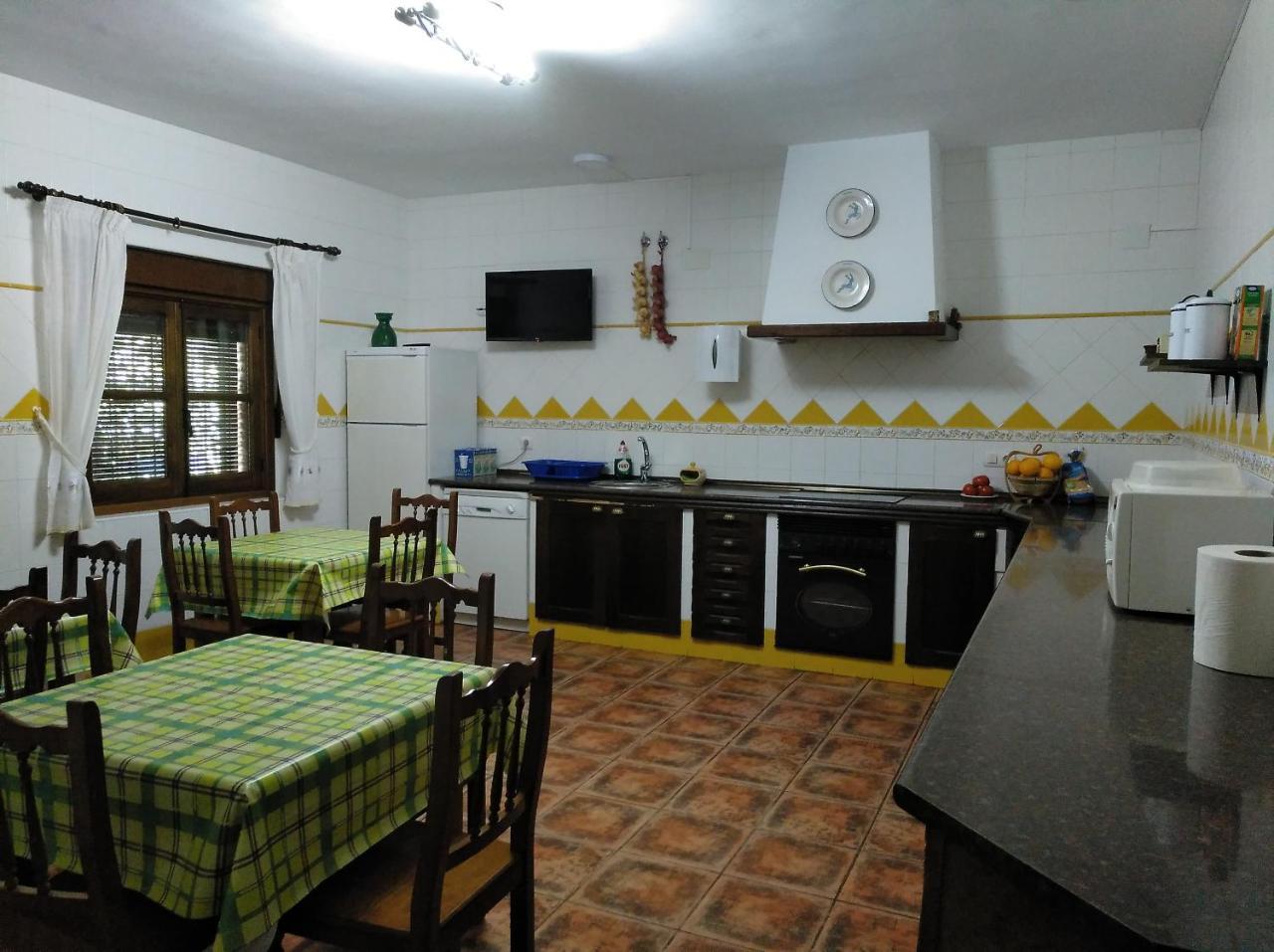 Casa Rural Peña Falcón Torrejón el Rubio Exterior foto