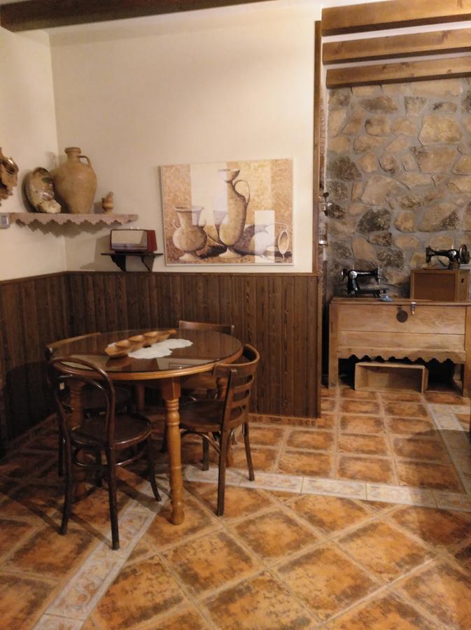 Casa Rural Peña Falcón Torrejón el Rubio Exterior foto